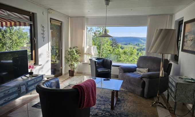 Bad Bocklet Apartment | Apartment 'Unter Linden' with Private Terrace, Private Garden and Wi-Fi