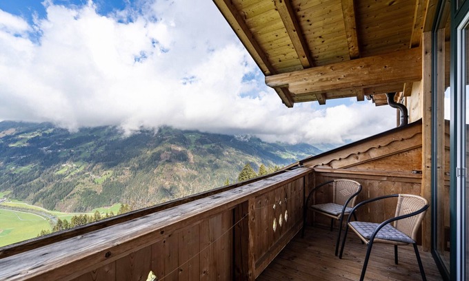 Rohrberg Apartment | Apartment 'Unterlehenhof' with Mountain View, Balcony and Wi-Fi