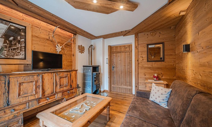 Kirchdorf in Tirol Apartment | Apartment with pool near the lift