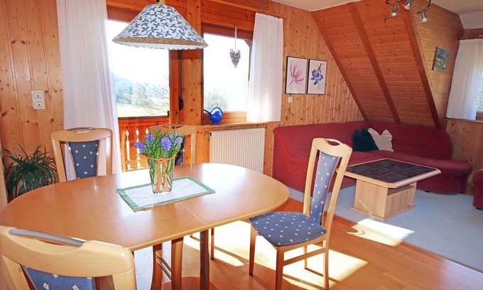 Schramberg Apartment | Apartment 'Wiesenblick' with Shared Terrace, Shared Garden and Wi-Fi