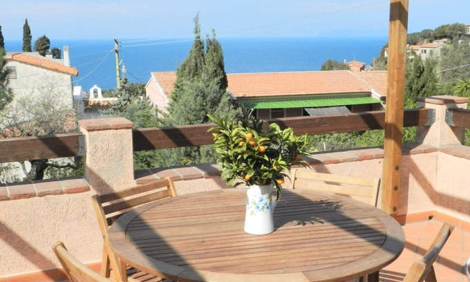 Patresi House | Apartment with fantastic sea views - Apartment Il Melograno