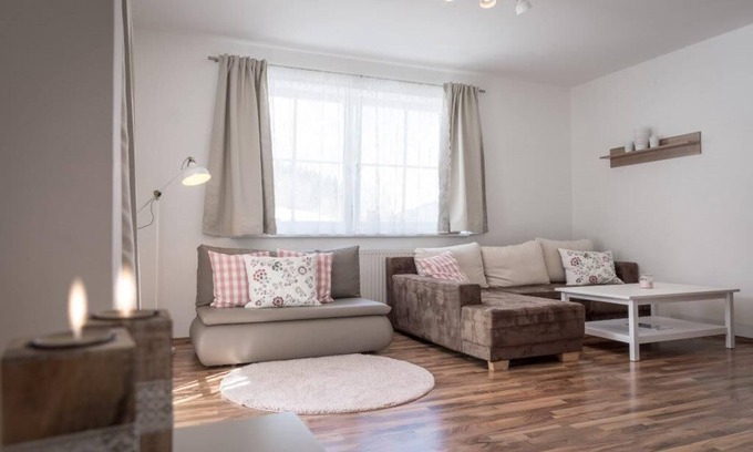 Lackenhof Apartment | Apartment with infrared sauna and direct access to the natural garden