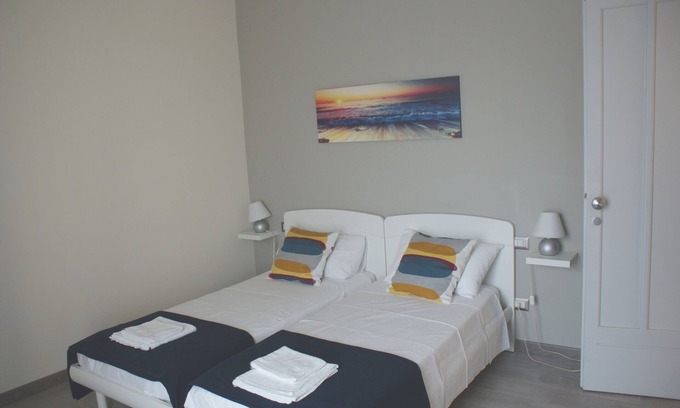 Romagnano Sesia Apartment | Apartment with green room and dove room