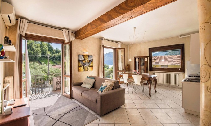 Sulzano Apartment | Apartment with Lake View, Pool, Wi-Fi & Terrace