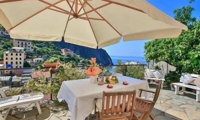Riomaggiore Apartment | Apartment with sea view terrace, the essence of a vacation in 5 Terre