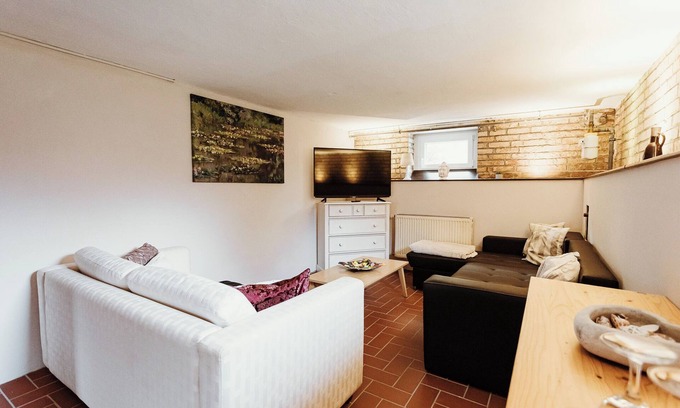 Neinstedt Apartment | Apartment 'Zuflucht' with Shared Terrace and Wi-Fi