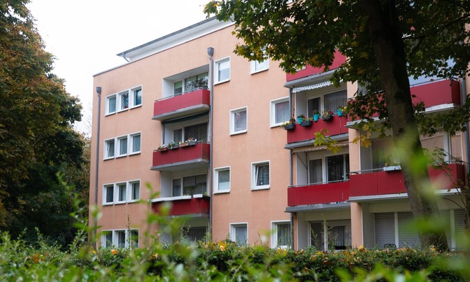 Gronau Apartment | Apartment 'Zur Grenze' with Balcony and Wi-Fi