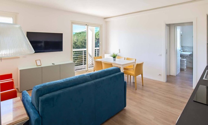Quartiere XX Ardeatino Apartment | Apartments 500 meters from metro laurentina.