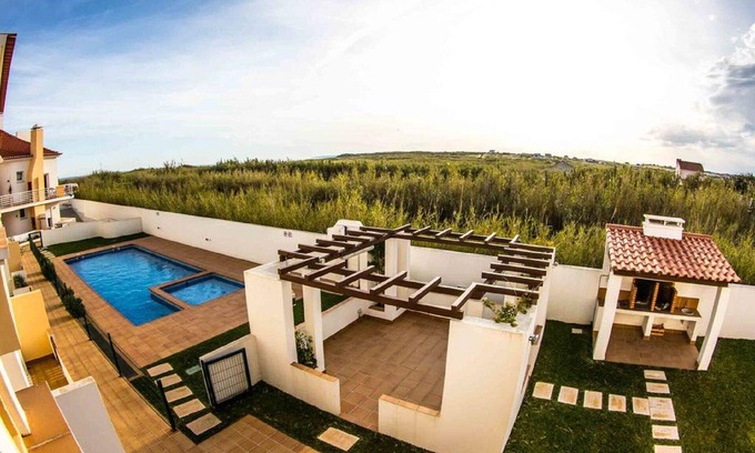 Baleal Condo | Apartments Baleal: Close to the Sea + Pool