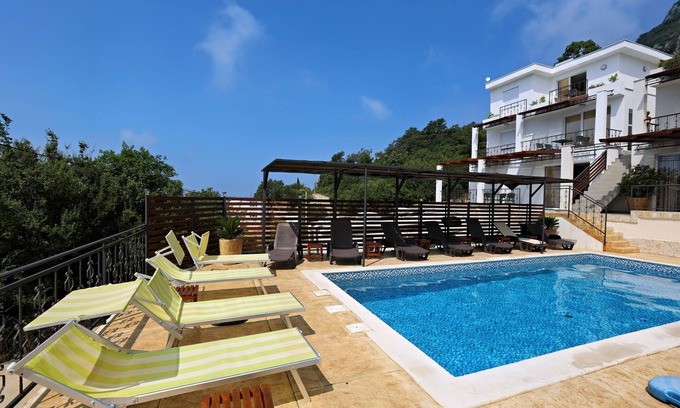 Sutomore Apartment | Apartments Oktopus (39581-A1) - Sutomore