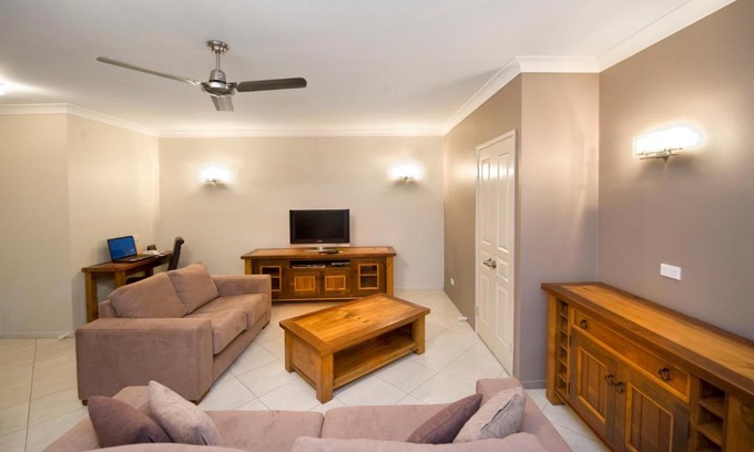 Allenstown Apartment | Apartments on Palmer