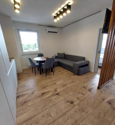 Nowe Miasto Apartment | Apartments Posnania PARKING samodzielne zameldowanie 24h