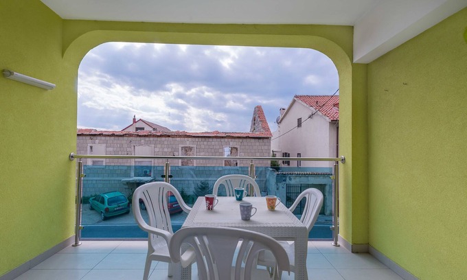 Dugi Rat Apartment | Apartments Road star (74741-A1) - Mali rat