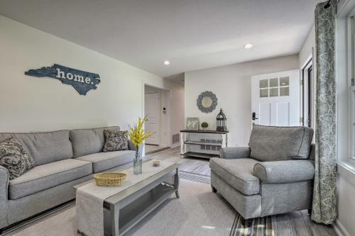 Apex House | Apex Home about 15 Mi to Downtown Raleigh!