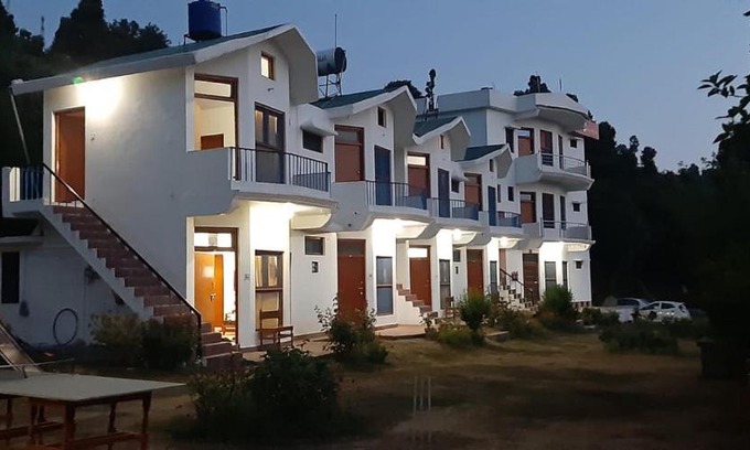 Amritpur Hotel | Apical Resort
