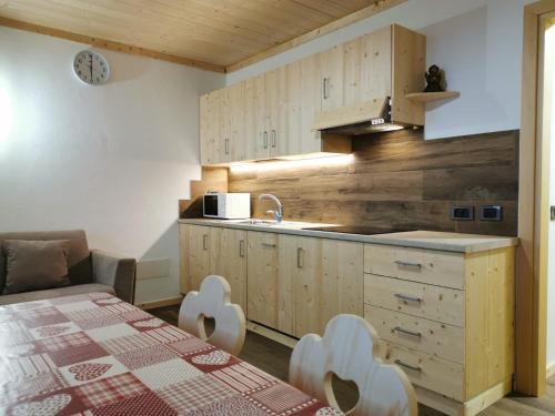 Colle Santa Lucia Apartment | App Col di Lana - Agriturismo La Majon da Col