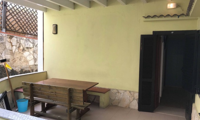 Defensola Condo | App. ground floor - 3 double bedrooms and 3 bathrooms - Bay of Pigeons