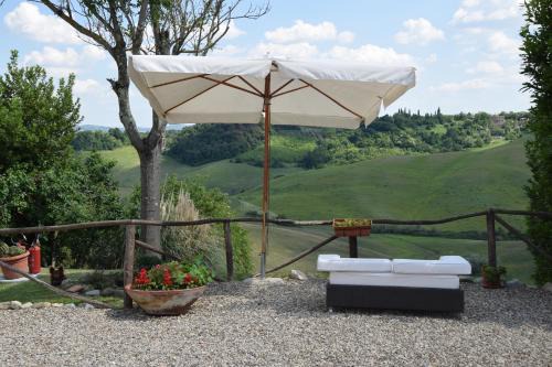 Torre A Castello House | Appartamento Crete Senesi