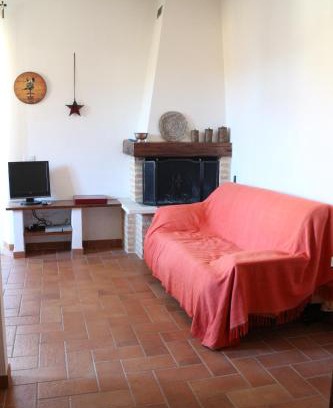 Fabriano Apartment | Appartamento con giardino Valleremita - Analogic tour