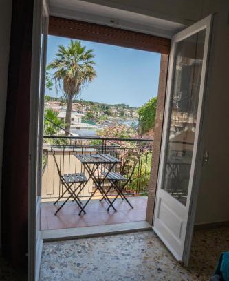 Aci Trezza Apartment | Appartamento La Corsara