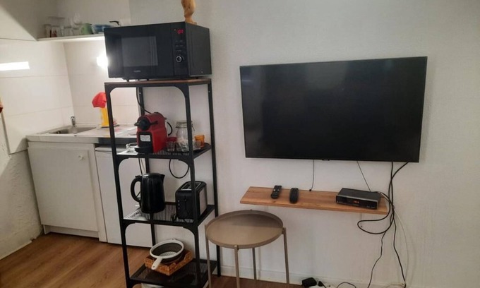Stalingrad Apartment | Appartement 1 Chambre à Coucher Idéal