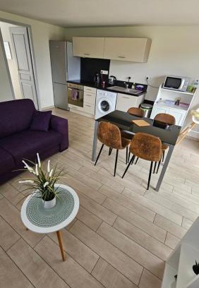 Bons-en-Chablais Apartment | Appartement au calme
