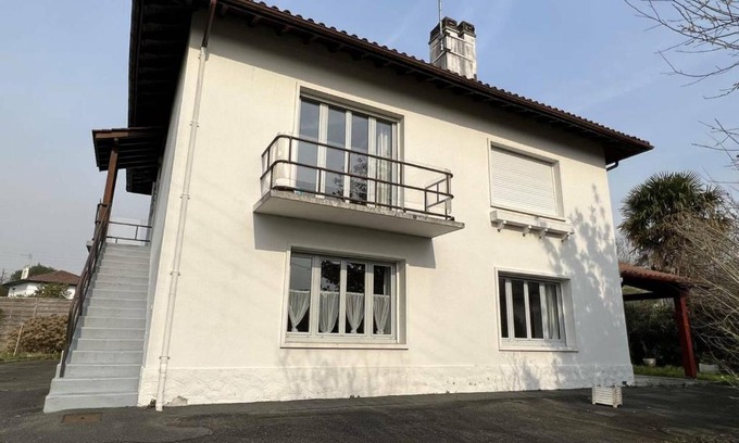 Cambo-les-Bains Apartment | Appartement Cambo-les-Bains, 2 pièces, 2 personnes - FR-1-495-28