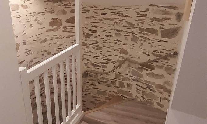 Vitre Apartment | Appartement Dans Maison du Xviiiémé Siècle en Centre Ville