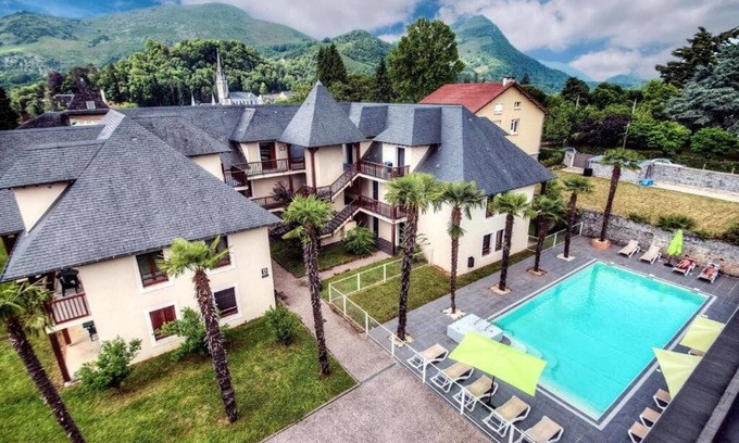 Lourdes Apartment | Appartement de L'isard Bleu, Dans Résidence de Tourisme 3 Étoiles