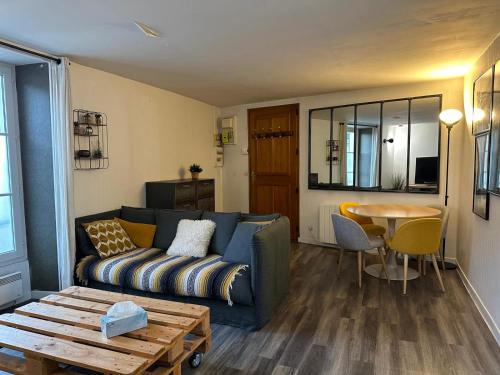 Brie-Comte-Robert Apartment | Appartement Duplex à Brie-Comte-Robert