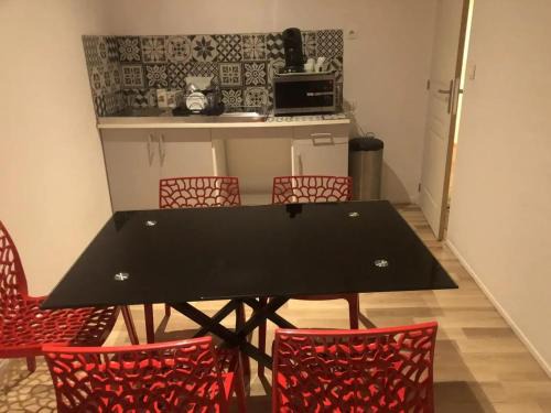 Saint-Eloy-les-Mines Apartment | Appartement confortable à Saint-Éloy-les-Mines 55 m² pour 6 personnes