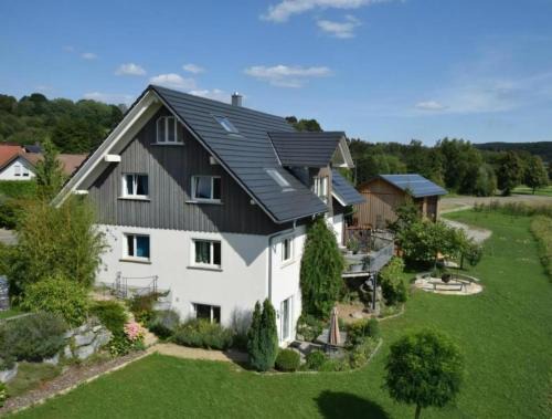 Salem Apartment | Appartement In Beuren Mit Terrasse Und Grill