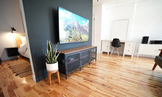 Levis Apartment | Appartement lumineux près des ponts