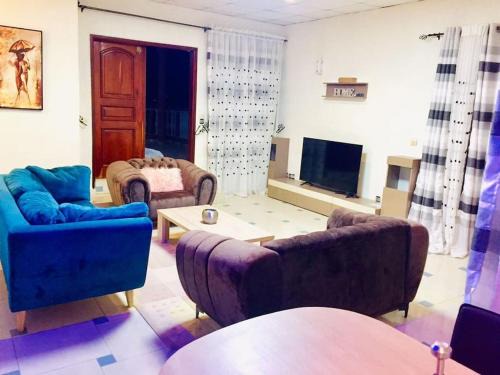 Littoral Department Apartment | Appartement meublé de 4 chambres