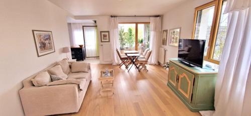 Quartier Atlantis Apartment | Appartement moderne 3 pièces avec parking privé