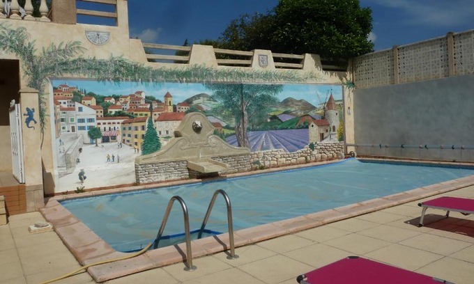 Lezignan-Corbieres Apartment | Appartement quartier résidentiel 1 Chambre