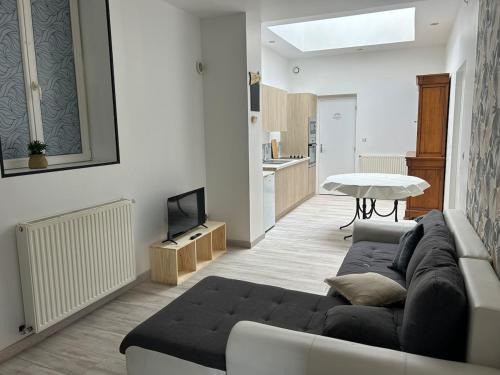 Armentieres Apartment | Appartement rénové, RDC, proche commodités