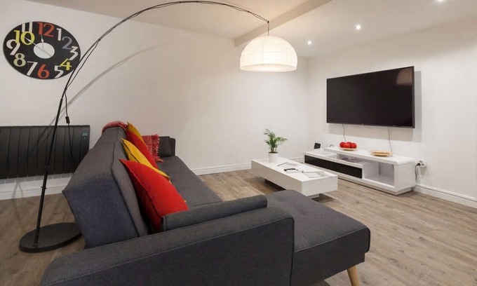 Louviers Apartment | Appartement-Super spacieuse-Salle de bain