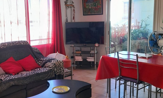Centre-Ville Apartment | Appartement T2 Grande Terrasse à 3minutes de la Plage
