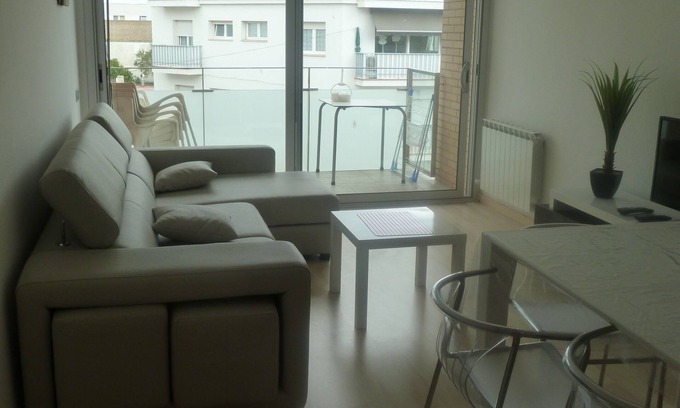 Roses Town Center Apartment | Appartement T4 Neuve Dans Résidence Fermé