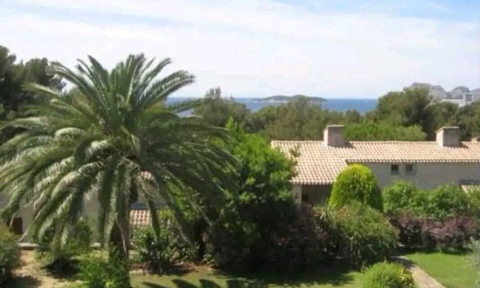 La Ciotat Apartment | Appartement vue mer Avec Grande Terrasse, à 5 min de la Plage !