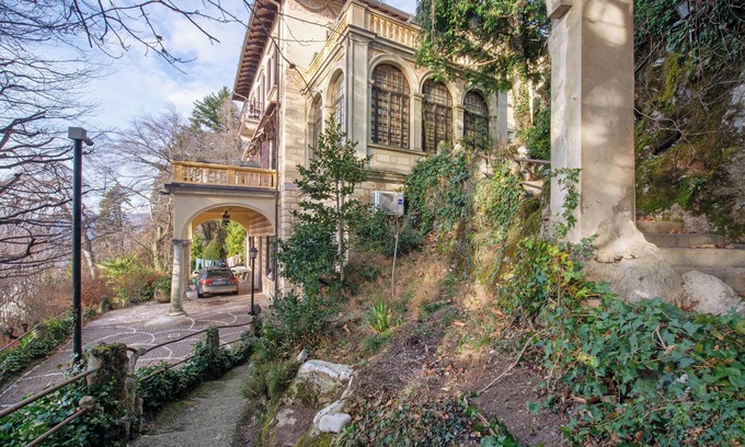 Brunate Apartment | Appartment 'Mughetto in Villa Marchello' with Lake Views, Terrace & Wi-Fi