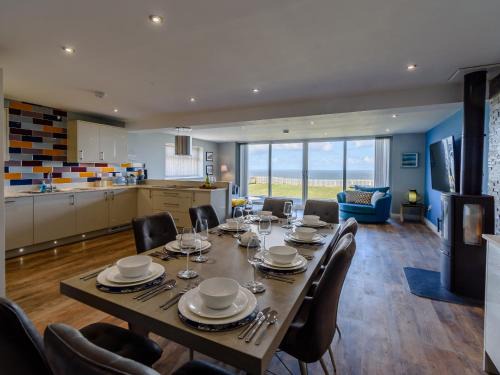 Reighton House | Apple Pip