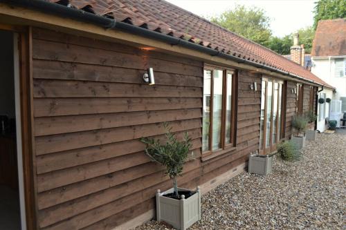 Barton Mills Bed & Breakfast | Appletree Cottages