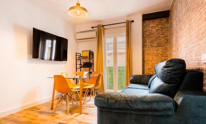 San Roque Apartment | Apto céntrico, 2 aparcamientos privados, bicis