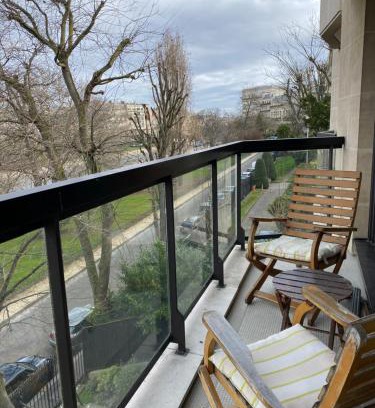 Chaillot Apartment | ARC de TRIOMPHE - FOCH PALACE