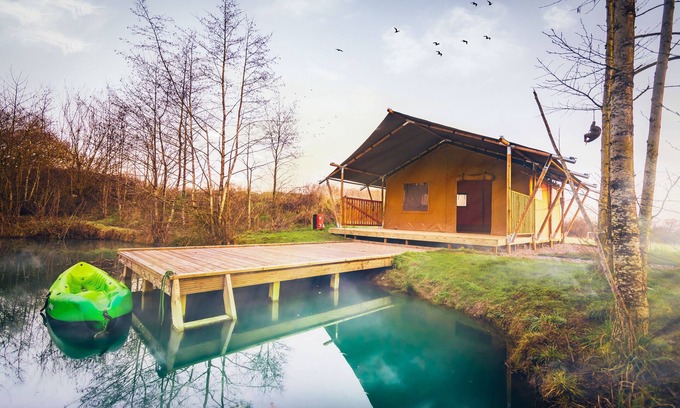 Wrexham Cabin | Arcadia Safari Tent in private 5 acre field
