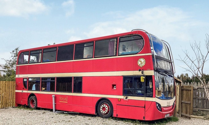 Glenmorangie Apartment | Archie The Double Decker Bus - UK48023