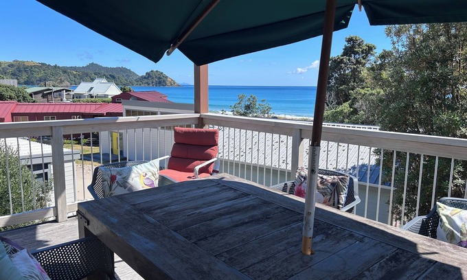 Whangapoua House | Architecturally designed holiday home with extensive sea