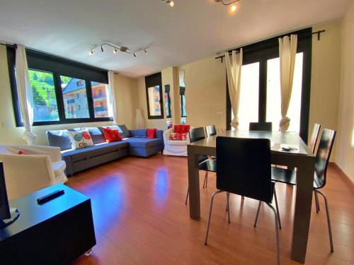 Canillo Apartment | Areny, Canillo centro, en frente del telecabina de Grandvalira